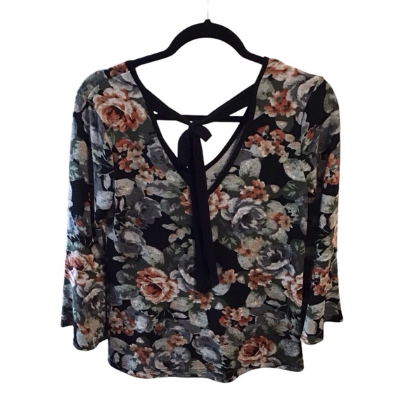 A. Byer Knit Top - Picture 2 of 6